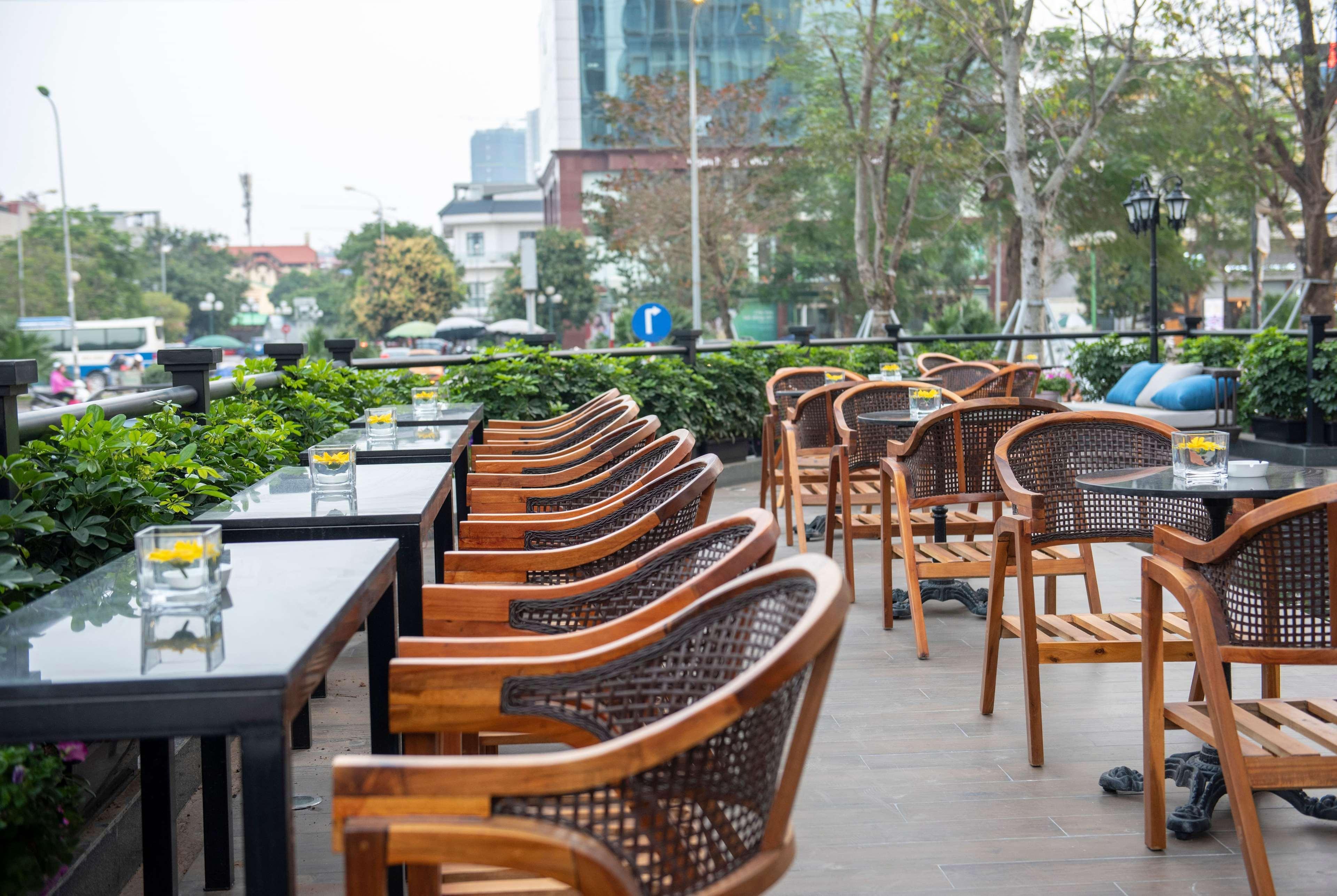 Wyndham Garden Hanoi Exterior foto
